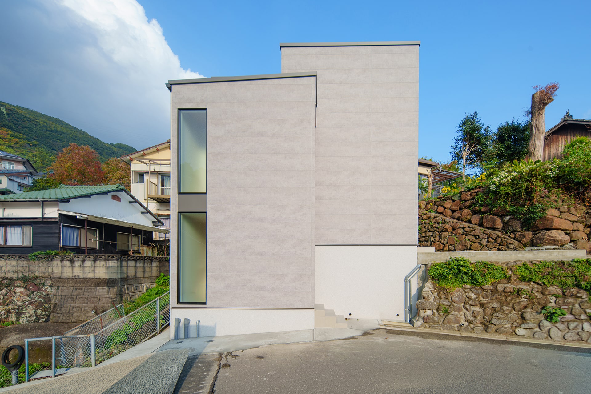 塔の家